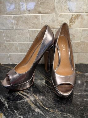 ALDO Metallic Pewter Peep-Toe Platform Heels